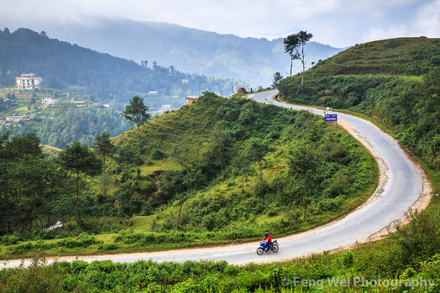 Motorbiker @ Winding Road, Nagarkot, Nepal