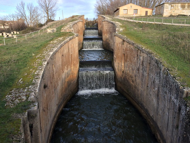 Canal de Castilla Esclusas en Fromista Palencia 09