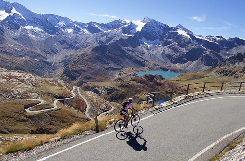 alps cycling italy nivolet piemonte calb alpinelakes
