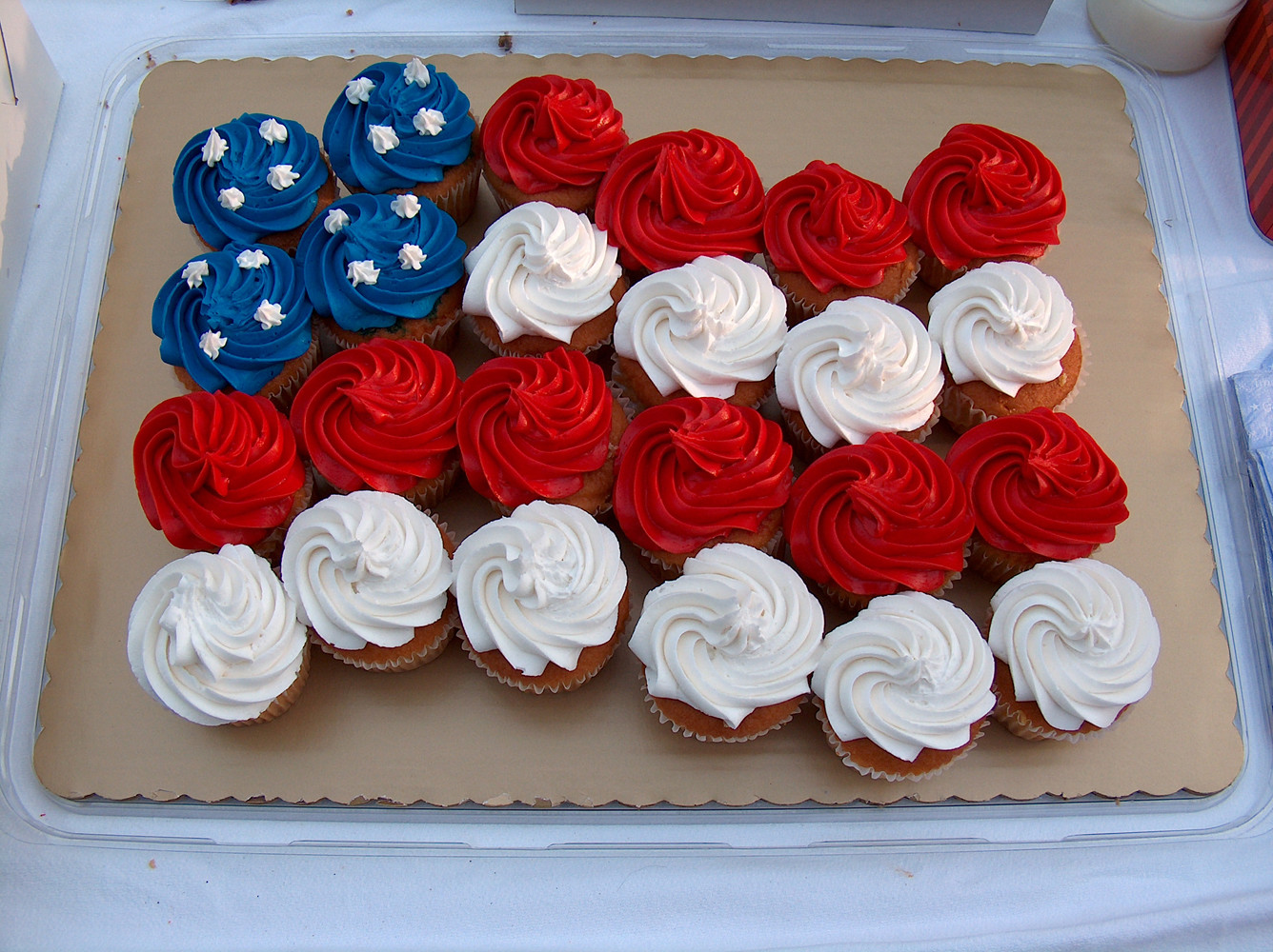 4th of July Cupcakes Cake | Sweet 4th Of July Cupcakes You Can Whip Up For You And Your Kids | 4 of july cupcakes