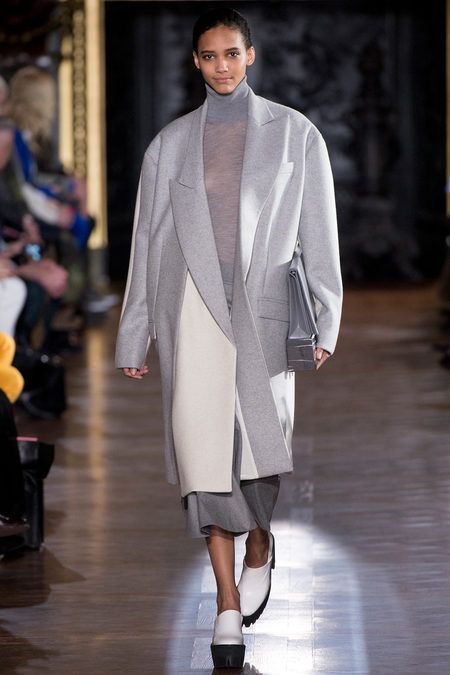 Round Shouldered Over-sized Coat Beautiful Casual Sportive in Masculine Feminine approach @ Stella McCartney Fall Winter 2013 #pfw Paris #fashion week