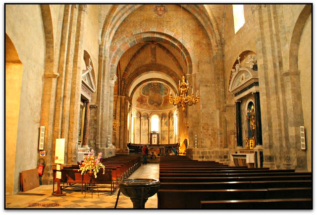 Intérieur, Église-Cathédrale de Saint-Lizier, Saint-Lizier (Ariège, France)