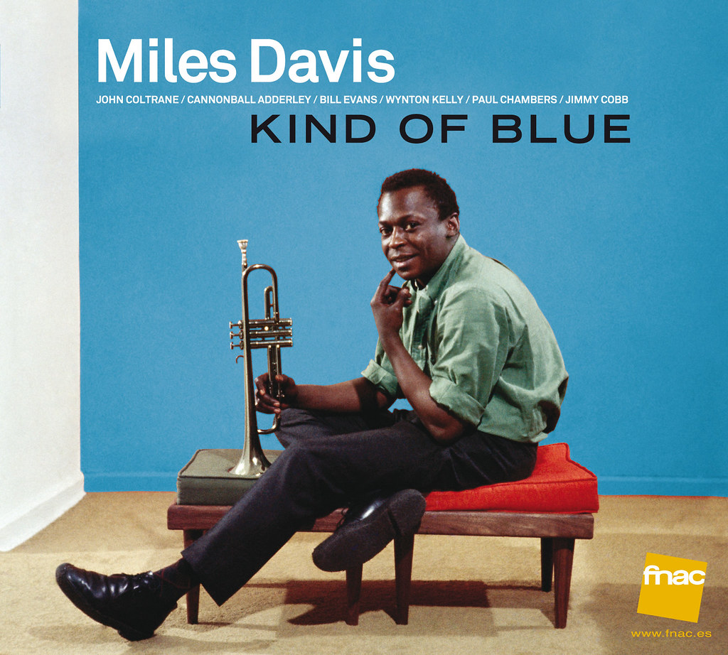 Песня kind of blue. Kind of Blue Джон Колтрейн. Miles Davis - kind of Blue (1959). Kind of Blue Майлз Дэвис.