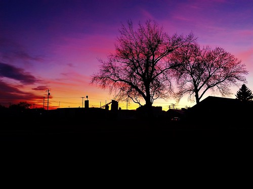 city sunset sky west nature beautiful night clouds america town unitedstates dusk unitedstatesofamerica samsung sunsets powell northamerica wyoming s3 canonpowershot bighornbasin parkcounty northwestunitedstates samsunggalaxy gaxaly sansunggalaxys3