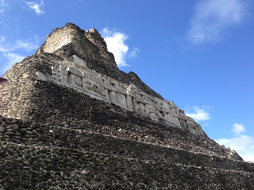 temple maya belize xunantunich mayantemple mundomaya