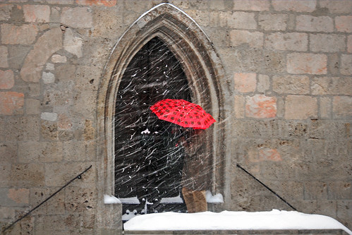 winter people snow church umbrella badreichenhall
