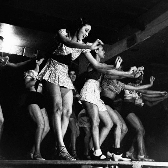Chorus Girls, Harlem Theatre, 1936  #1930s #30s #harlem #theatre #vintage #vintagephotos #1920s #1940s #vintageblogger #vintageblogger #dancers #blackandwhite #blackvintage #vintageblackglamour #ny #1920s #vintagephotography #erstwhilestyle #etsyvintage #