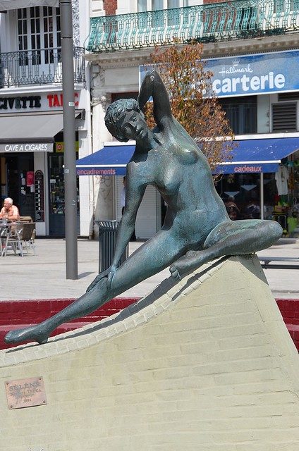 Douai (Nord) - Place d'Armes - Statue 