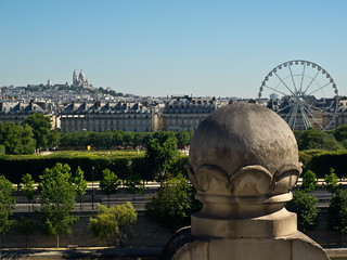 musee d'orsay.looking out to montmartre | by LS Lam