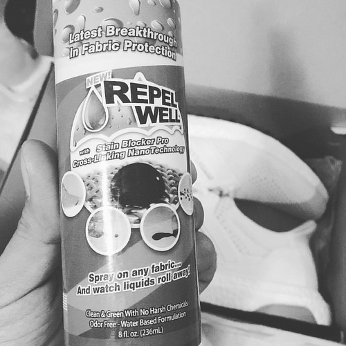 Protection, better safe than sorry 😉 #repel #repelwell #protection #waterresistance #dirtyfree | by andrew_so_ong