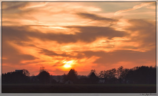 Ondergaande zon Froombosch (Gr) / Sunset Froombosch Netherlands.