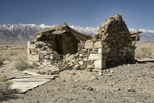 Charming fixer-upper | by Thankful!