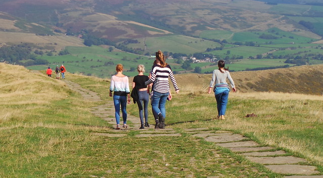 Peak District - Mam Tor - Sept 2014 - Girls Ramblin' On Into Edale