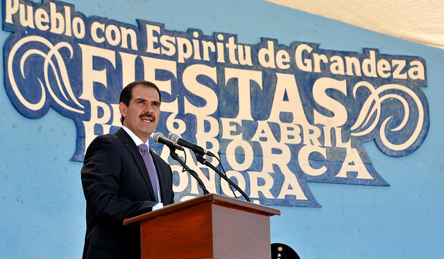 El Gobernador Guillermo padrés encabezó la ceremonia cívica por 157 Aniversario de la Gesta Heroica de Caborca.