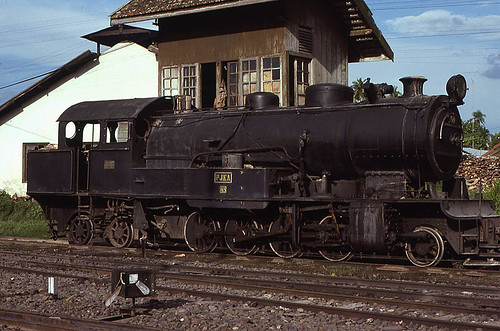 train sumatra indonesia transport engine rail railway steam transportation deli locomotive 48 woodburner werkspoor tebingtinggi pjka 284t