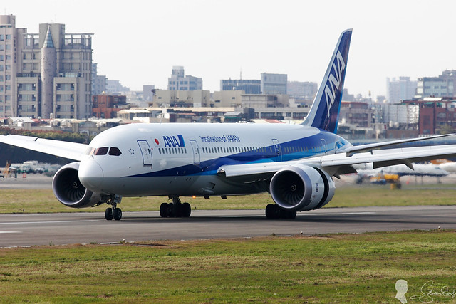 All Nippon Airways (ANA) Boeing 787-881 JA832A