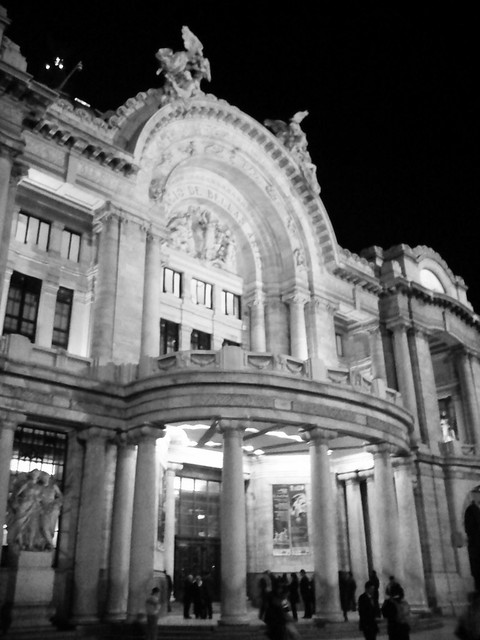 Palacio de Bellas Artes de noche