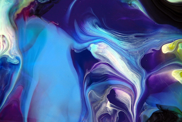 Blue & Purple Fluid Detail
