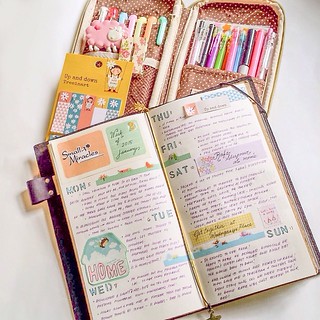 My week 2 and my pen case . Been wanting a pen case like t… | Flickr