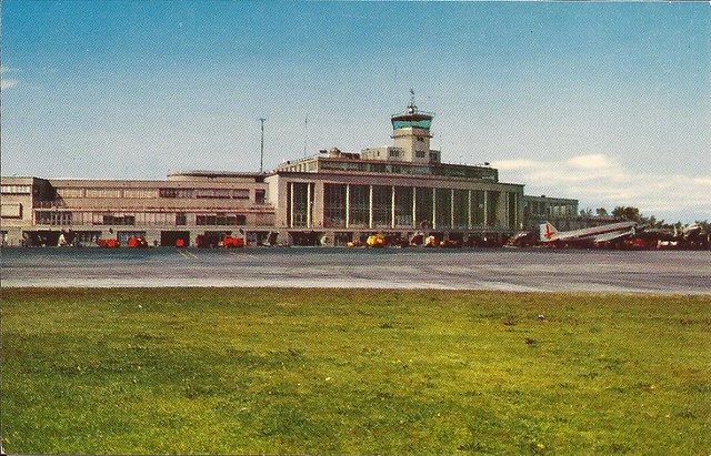 Washington National Airport (DCA) postcard - 1950's