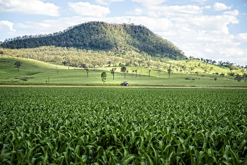 mountain tractor landscape farm crops mountwalker farmscape nikond800 senicrimcountry