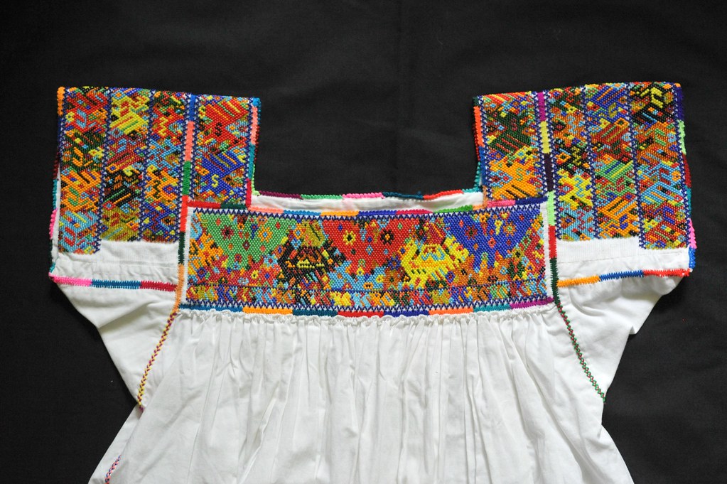 Otomi Beadwork Mexico Blouse | This close-up provides a bett… | Flickr