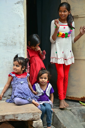india madhyapradesh asienmanphotography gwalior streetlife childs