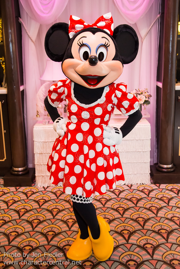 WDW Dec 2014 - Meeting Minnie Mouse | Walt Disney World, Orl… | Flickr