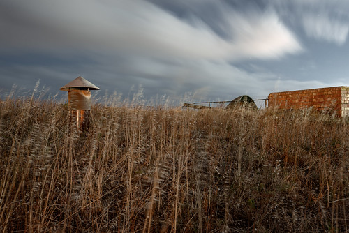 longexposure nightphotography heritage history night vent gun fort australia fullmoon cannon historical sa nationaltrust southaustralia taperoo fortlargs coastaldefencegun coastalartillerygun