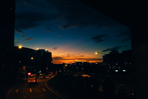 sunset sun night evening singapore asia dusk transport mrt jurong jurongeast iphone4s