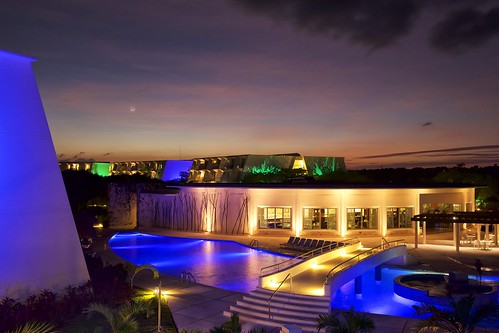 sunset moon mexico resort newmoon earthshine
