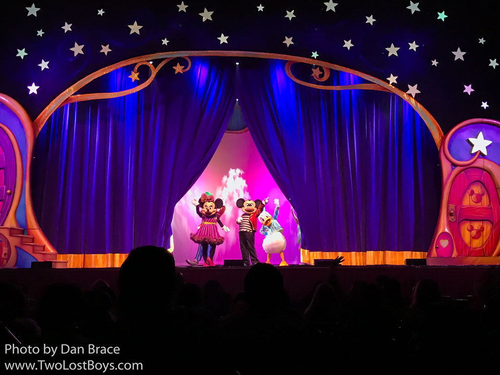 in de tussentijd Recensent statisch Disney Live - Mickey and Minnie's Doorway to Magic | Flickr