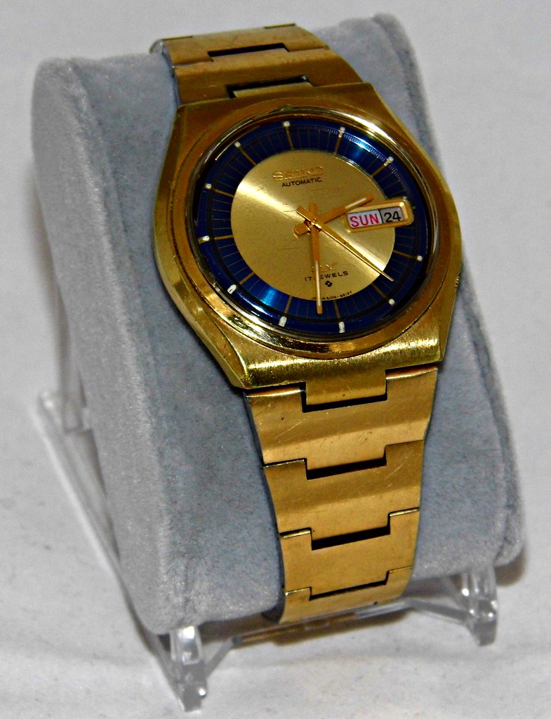 Vintage Seiko DX 17 Jewel Automatic Men's Date-Date Watch,… | Flickr