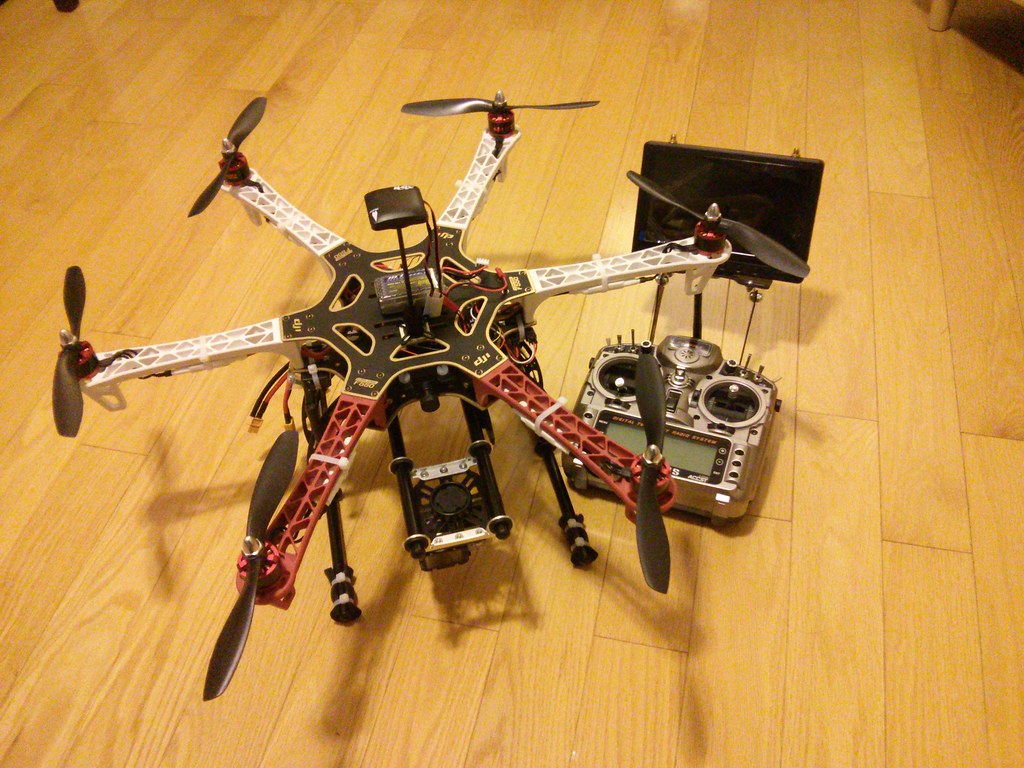 cigar godtgørelse Stor mængde DJI F550 hexcopter drone | A DJI F550 hexacopter with a Pixh… | Flickr