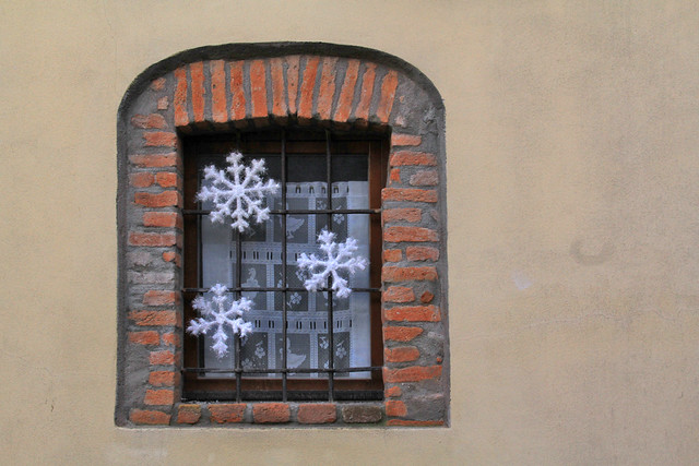 I presepe di Postua - addobbi, la finestrella