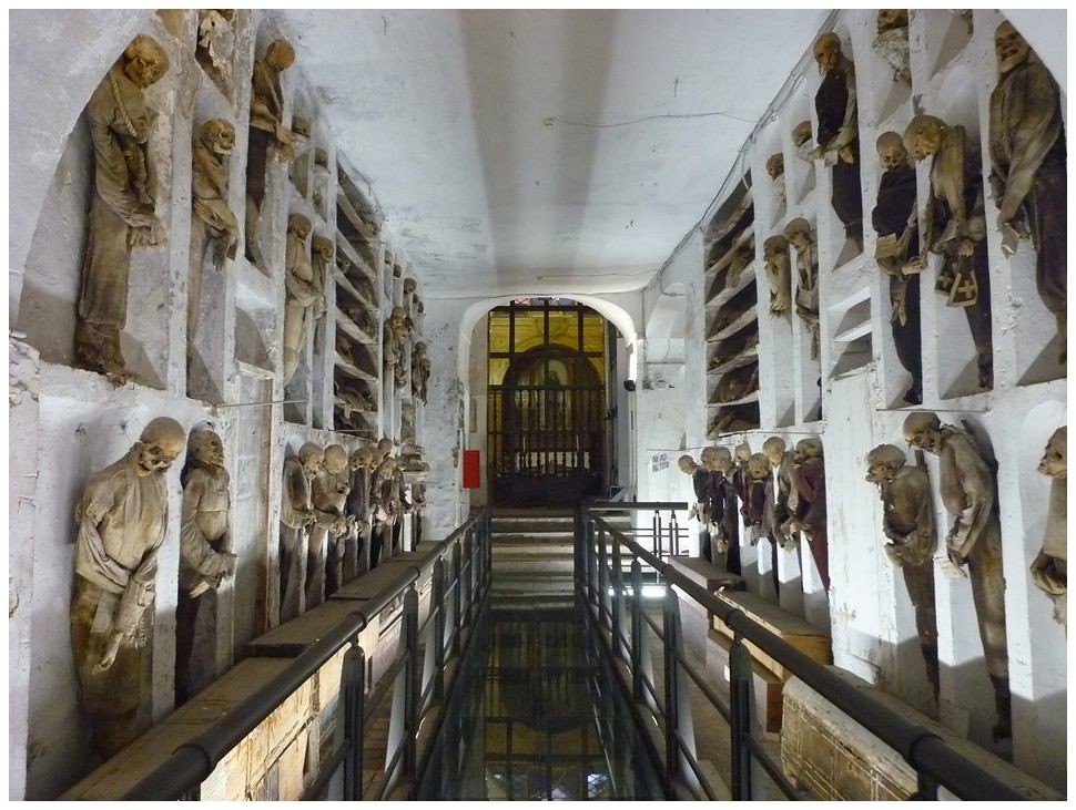 Catacombes Capucines De Palerme Italie Il Y A Environ 800 Flickr