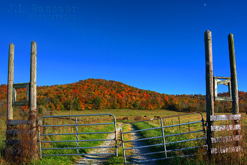 old autumn red sky orange brown moon fall nature yellow rural fence landscape outdoors photography photo nikon gate colorful tennessee fallcolors bluesky pic autumncolors photograph weathered thesouth hdr cumberlandplateau ruralamerica 2014 beautifulsky oldfence algood photomatix fallseason putnamcounty deepbluesky cookevilletn bracketed skyabove middletennessee ruraltennessee hdrphotomatix ruralview hdrimaging fallinthesouth ibeauty southernlandscape tennesseefall hdraddicted algoodtn allskyandclouds d5200 southernphotography screamofthephotographer hdrvillage entrancetoautumn jlrphotography photographyforgod autumninthesouth worldhdr nikond5200 hdrrighthererightnow engineerswithcameras hdrworlds god’sartwork nature’spaintbrush jlramsaurphotography cookevegas moonintheshot