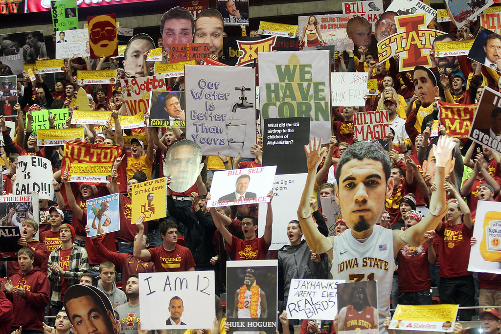 Iowa State fans show pride with signs | Iowa State students … | Flickr