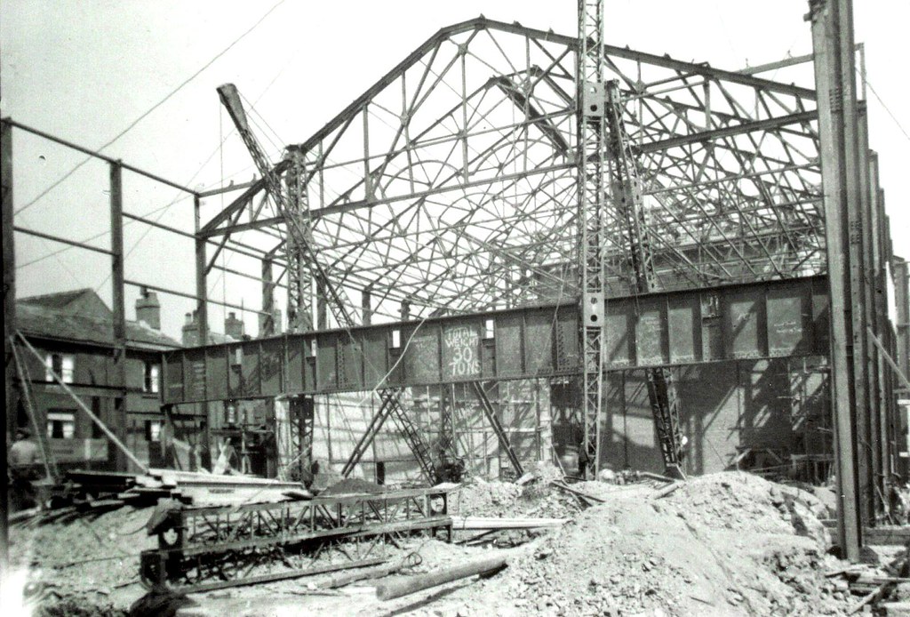 The Building of the Regal Cinema Chesterfield Dg