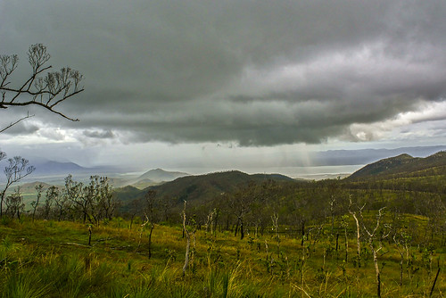 foothills clouds landscape view dam vista townsville northqueensland rainshower mtstuart rossriverdam