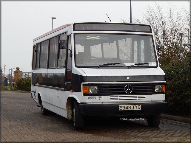 M-Blue-Bus (E343 TYD)