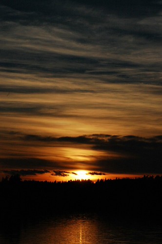 Sunset | by Miijau