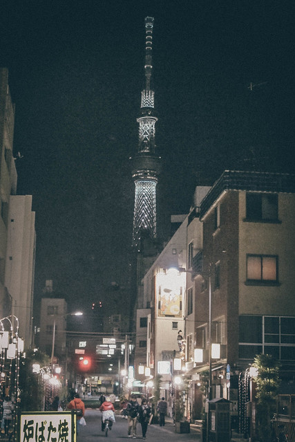 Asakusa in Japan Tokyo  日本東京淺草的小巷弄與晴空塔  I IMG_5493-12