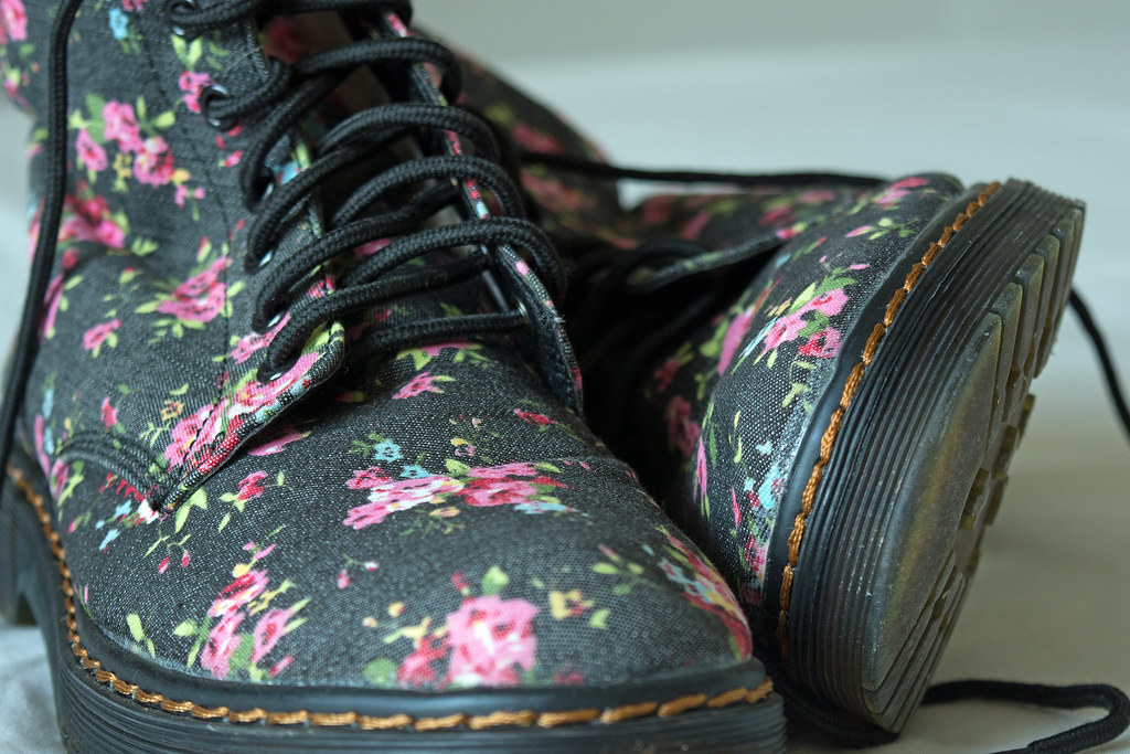 Flowery Boots