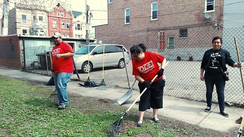 ComEd Cleans Up Marshall Square | by Latinospro