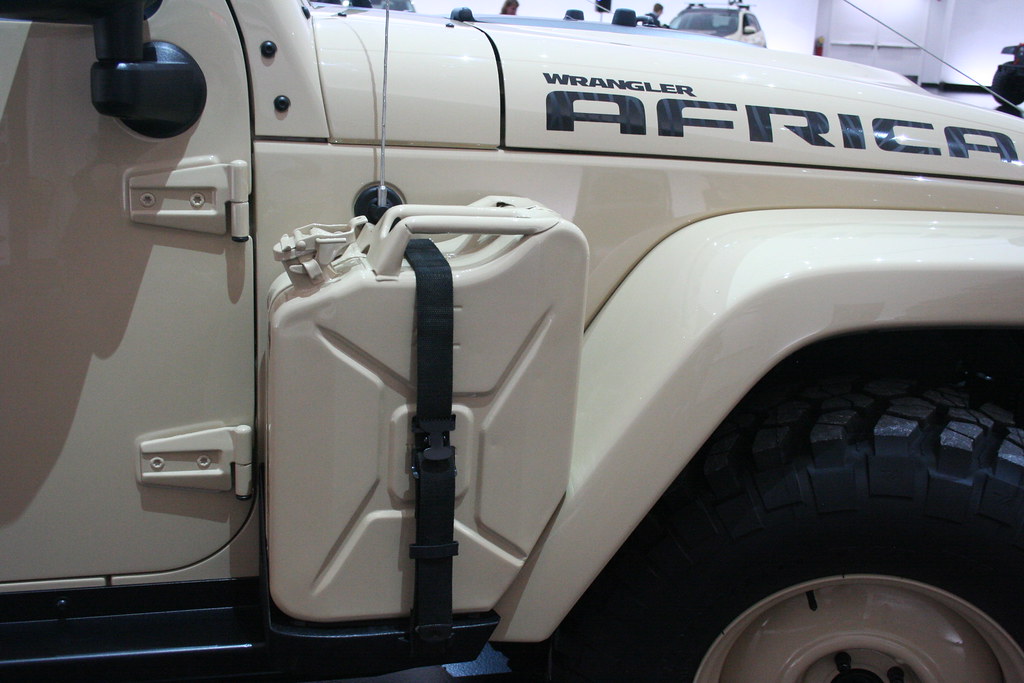 Jeep® Wrangler Africa Concept | Auxiliary gas can on the Jee… | Flickr