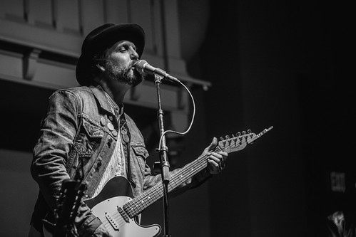 Miles Nielsen & The Rusted Hearts