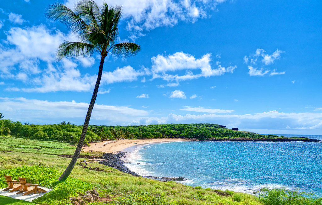 Hulopoe Beach, Lanai | You could sit on the beach or the cha… | Flickr