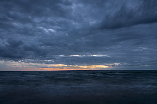 lake michigan clouds storm sunset d90 tokina exposure long landscape water
