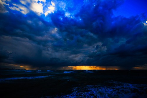 sunset storm beach telaviv stormyweather seastorm winterinisrael sunsetstormtelavivbeach